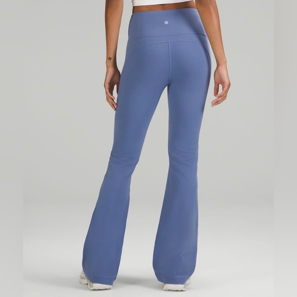 Lululemon groove pants in water drop, size 2 - Picture 3 of 6